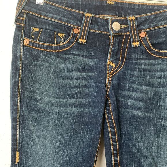 True Religion Women's Blue Flare Leg Cut Off at Bottom Jeans Size 28 - Picture 4 of 13